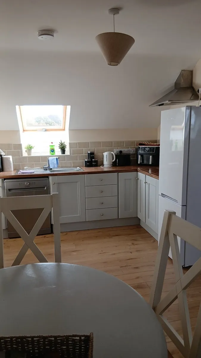 🏡 Modern 2 Bedroom Apartment to Rent🏡 - Image 3