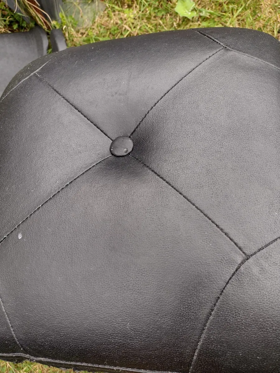 Black faux leather cube stool / footrest - Image 2