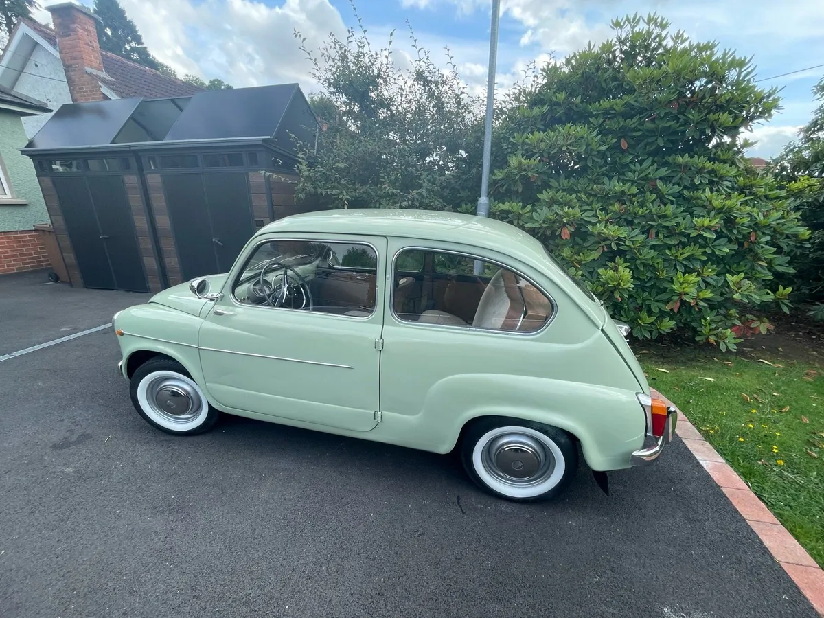 Stunning Seat 600D - Image 1