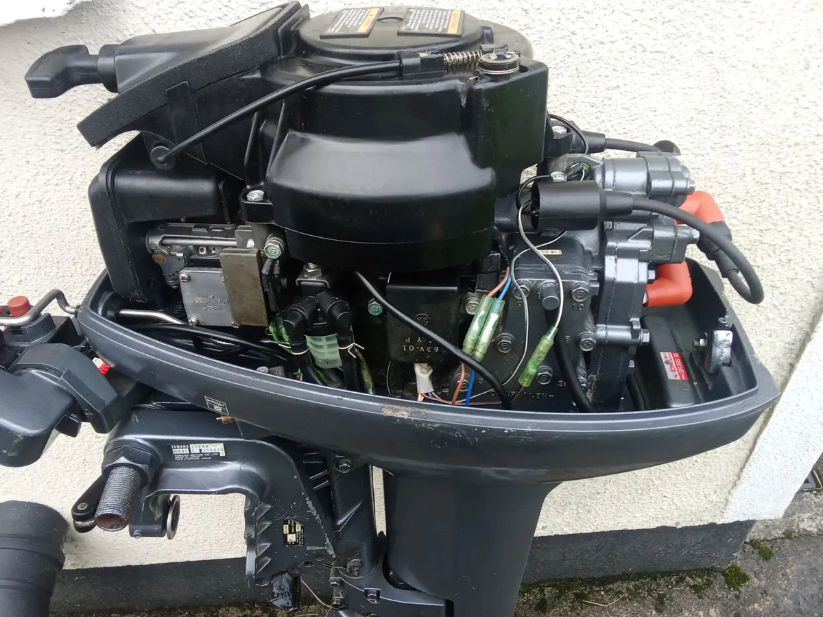 2-stroke outboard YAMAHA -15 hp - Image 4