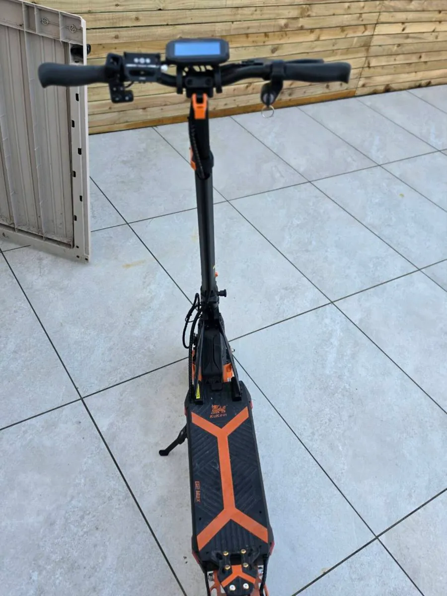 G2 Max Scooter - Image 3