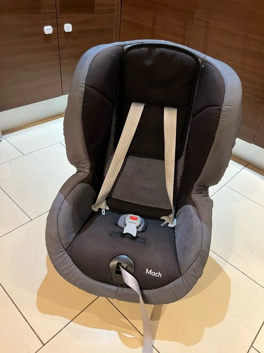 Mach Isofix Child car seat 9-18kg - Image 2