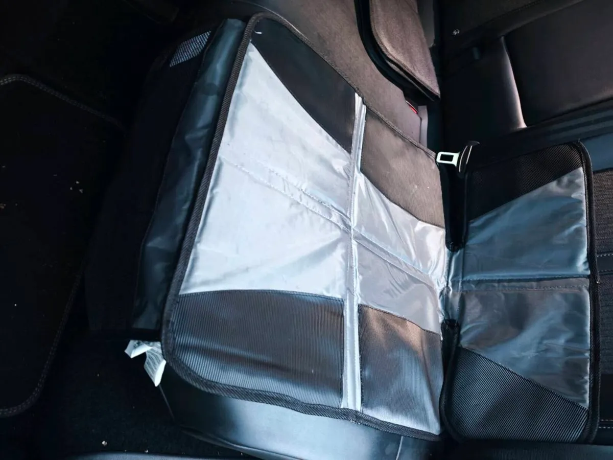Car booster and protective mat - Image 2