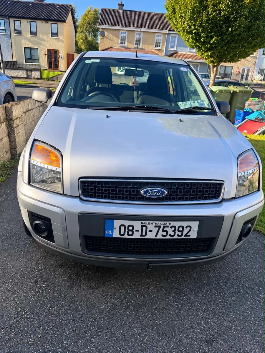 Ford fusion (automatic) - Image 1