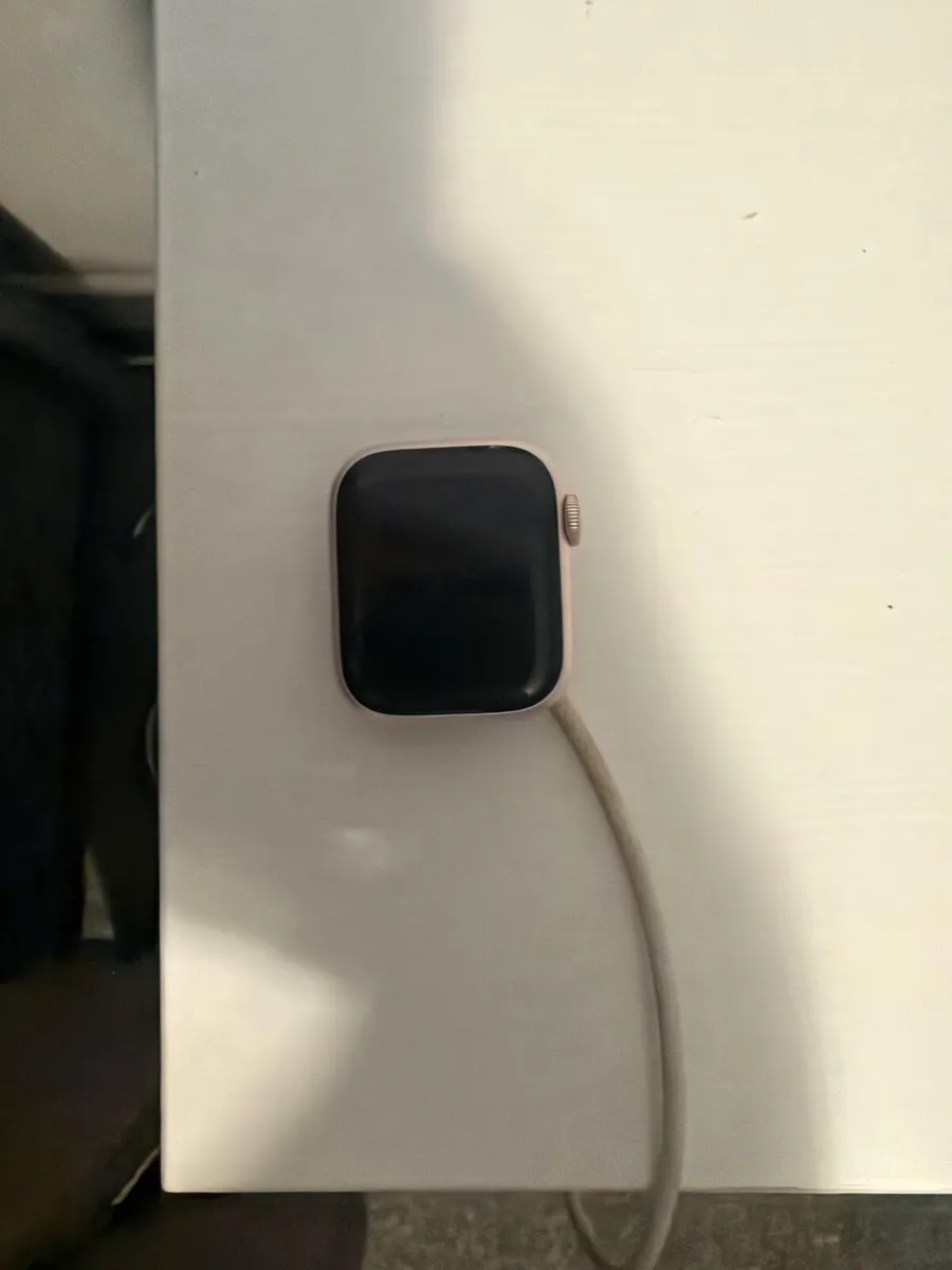 Apple Watch series 9 - Image 1