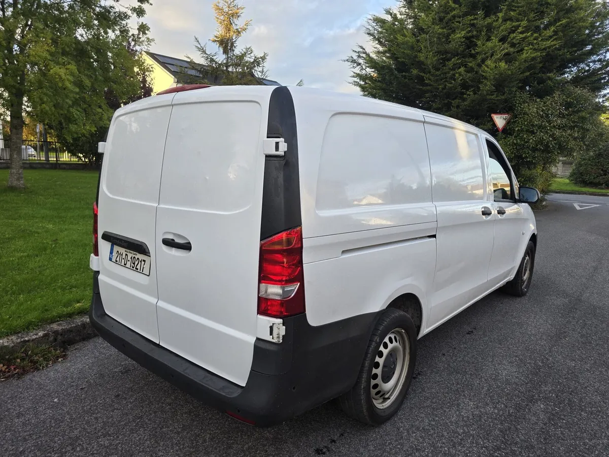 Mercedes Vito 2021 Electric New Cvrt - Image 4