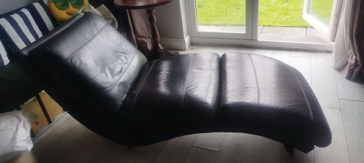 Chaise lounge,relaxer chair - Image 1