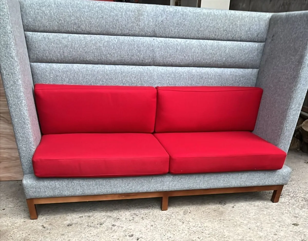 Lyndon arthur designer  highback sofa booths x 2 - Image 1