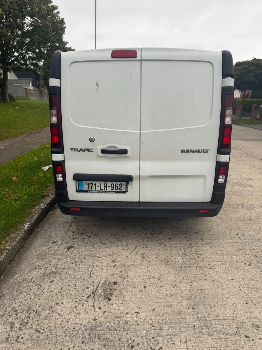 171 Renault Trafic - Image 3