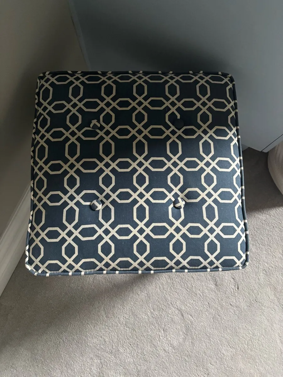 Foot stool - Image 2