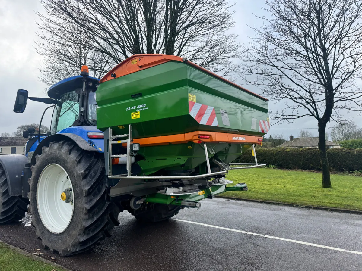 New Amazone Fertiliser Spreaders - Image 4