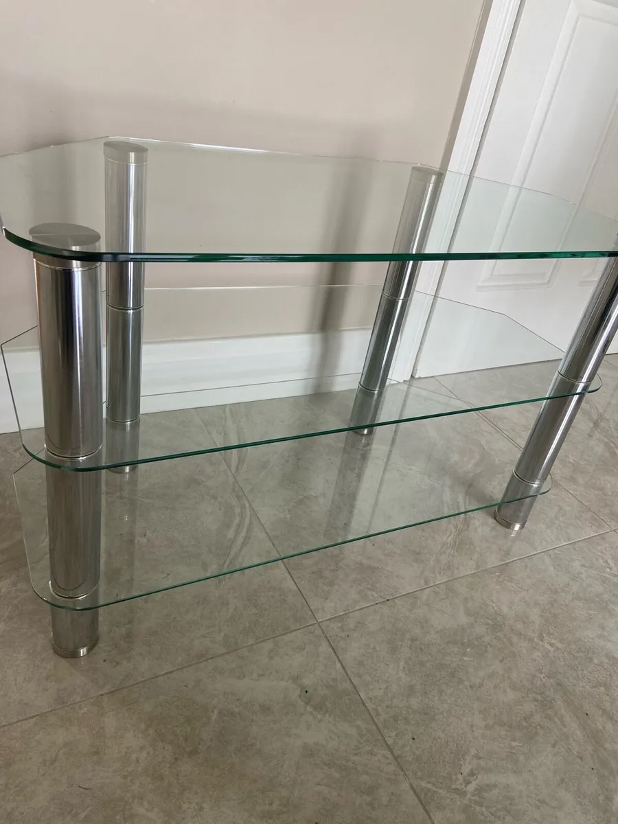 Glass tv stand. - Image 1