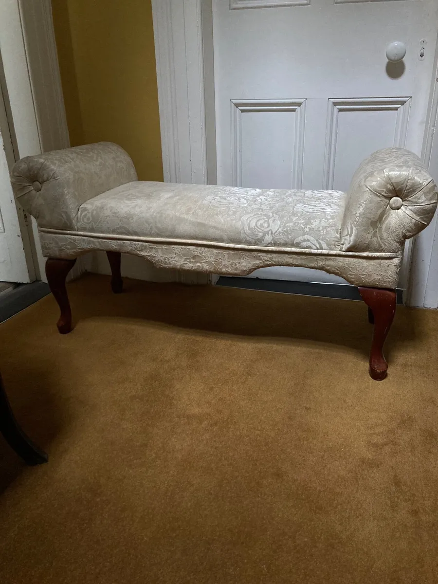 Bedroom bench - Image 1