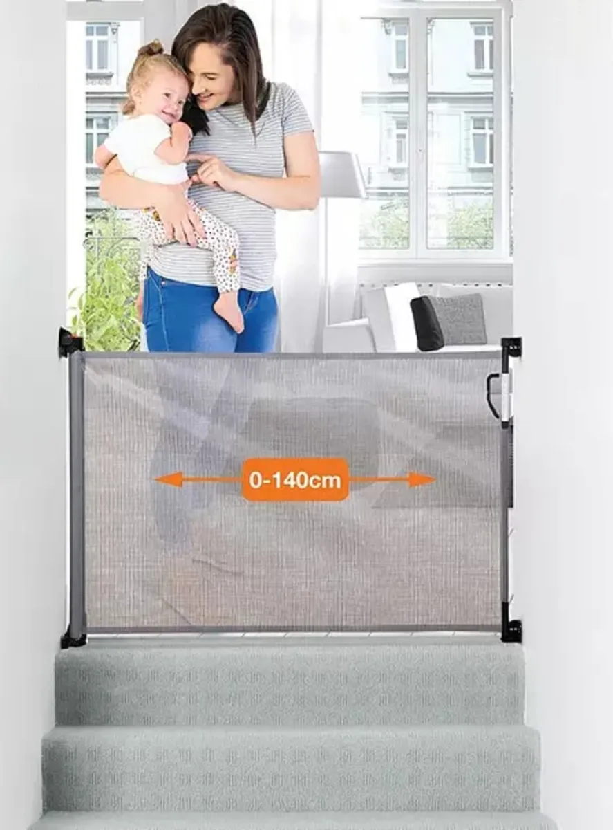 Dreambaby Retractable Stair Gate - Image 1