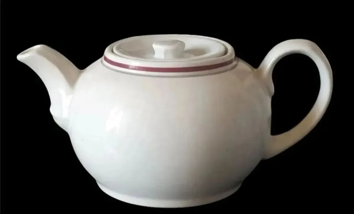 Vintage Churchill England White Teapot 15oz - Image 3