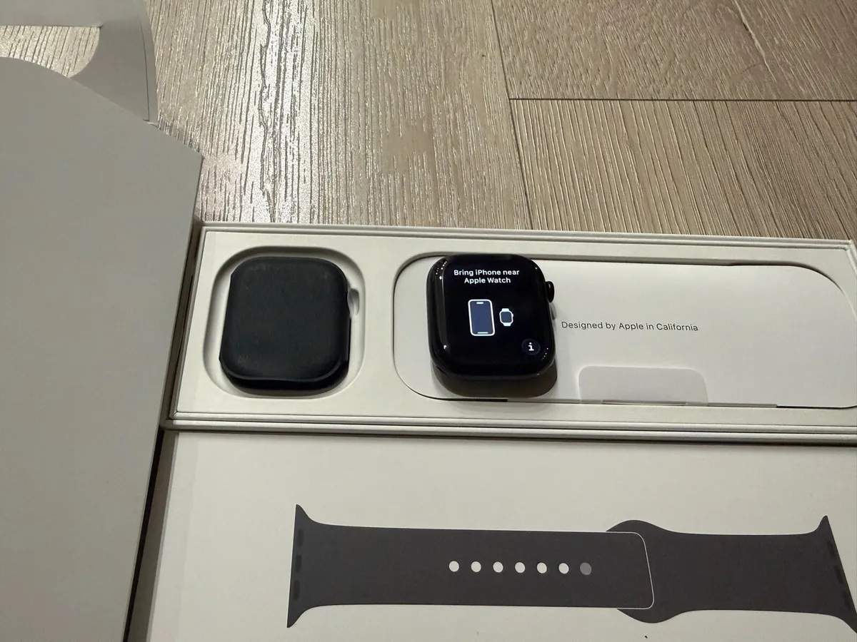 Apple Watch Series 10 - Image 1