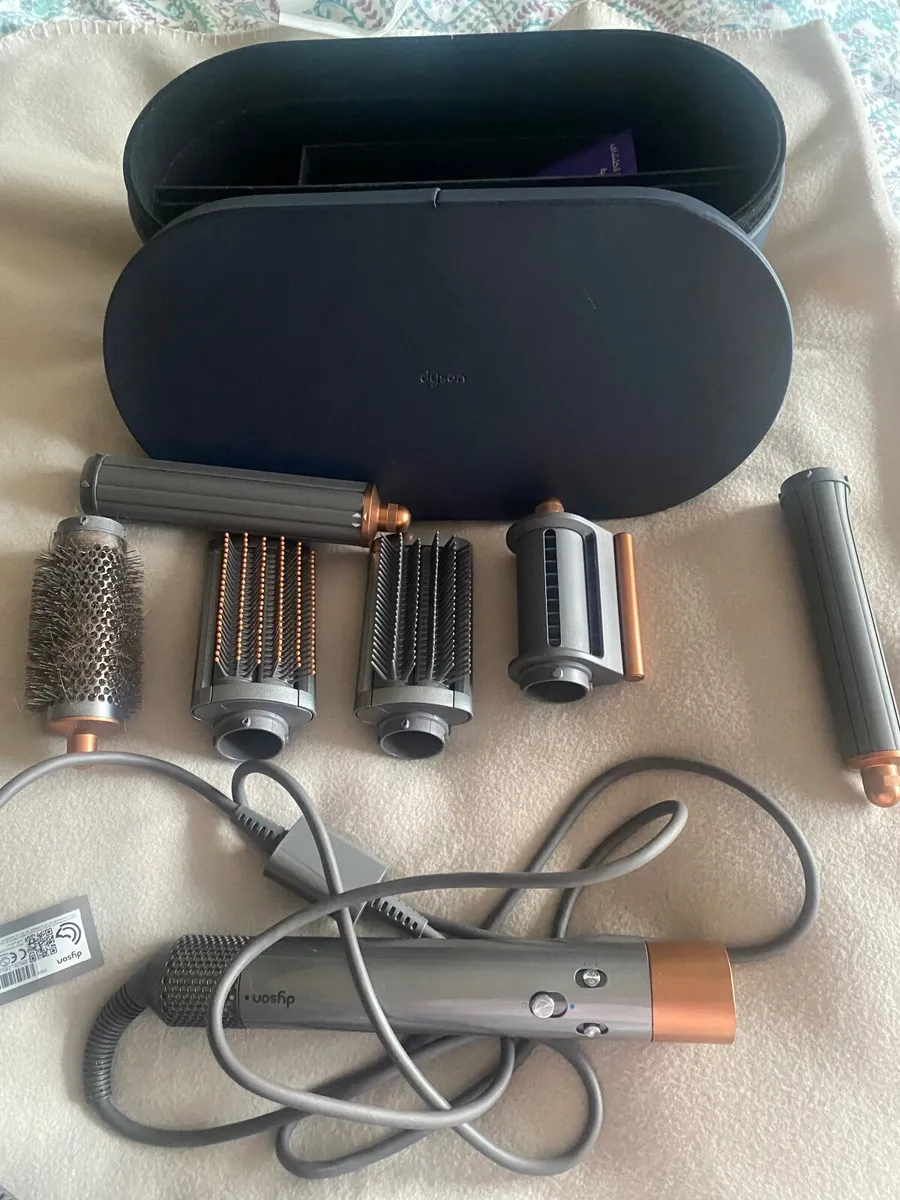 Dyson air wrap multi styler - Image 2