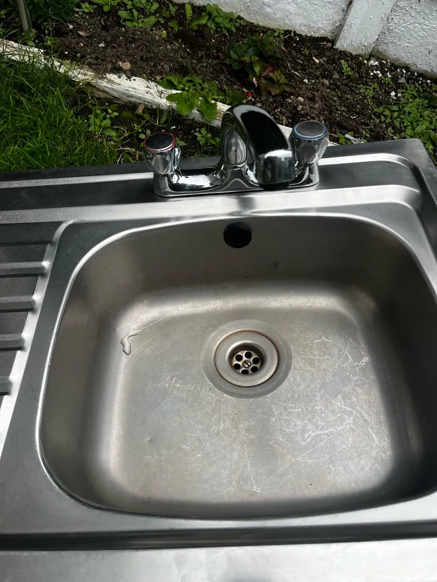 Kitchen sink - Image 2