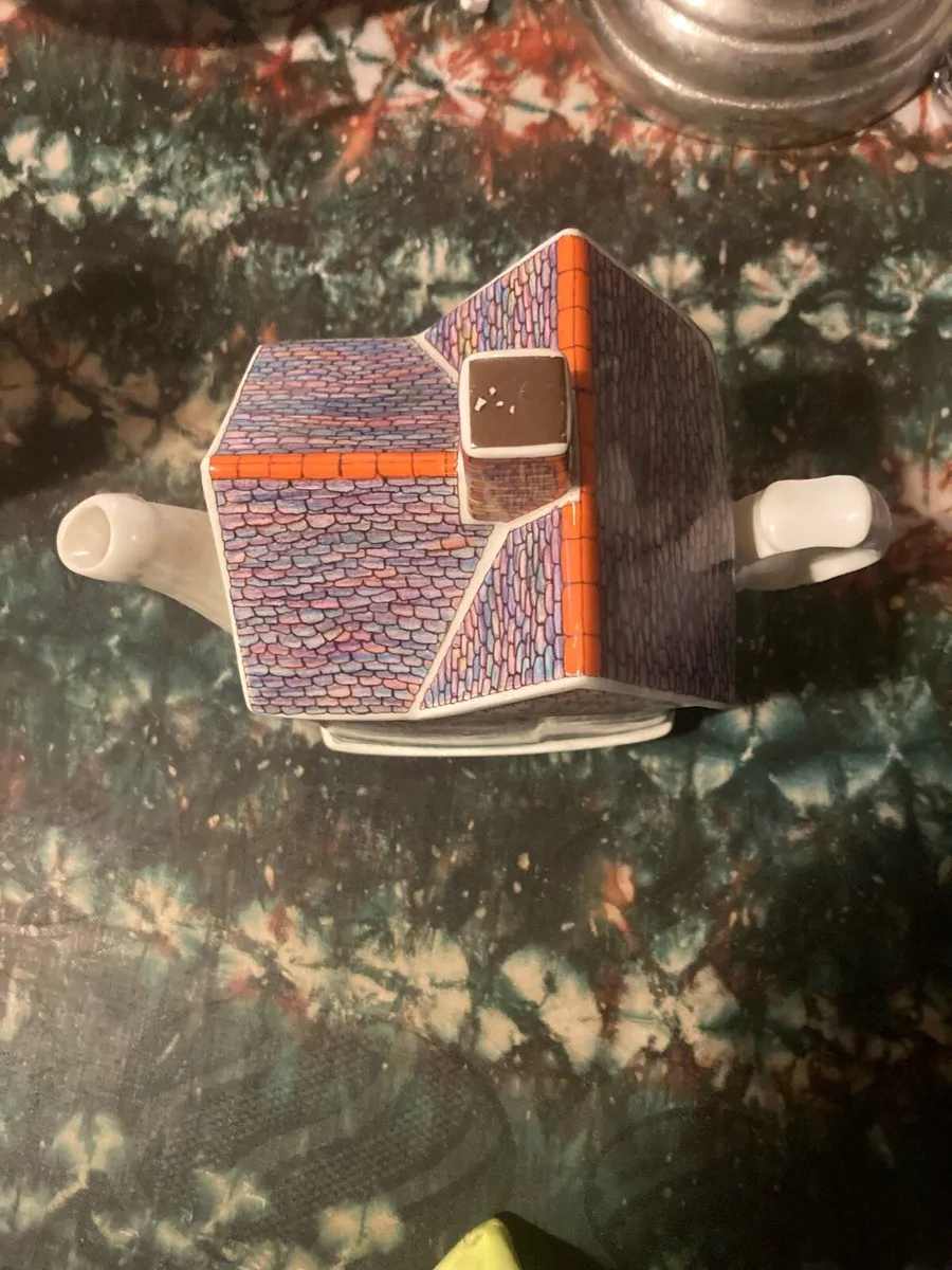 Vintage china teapots free postage - Image 3