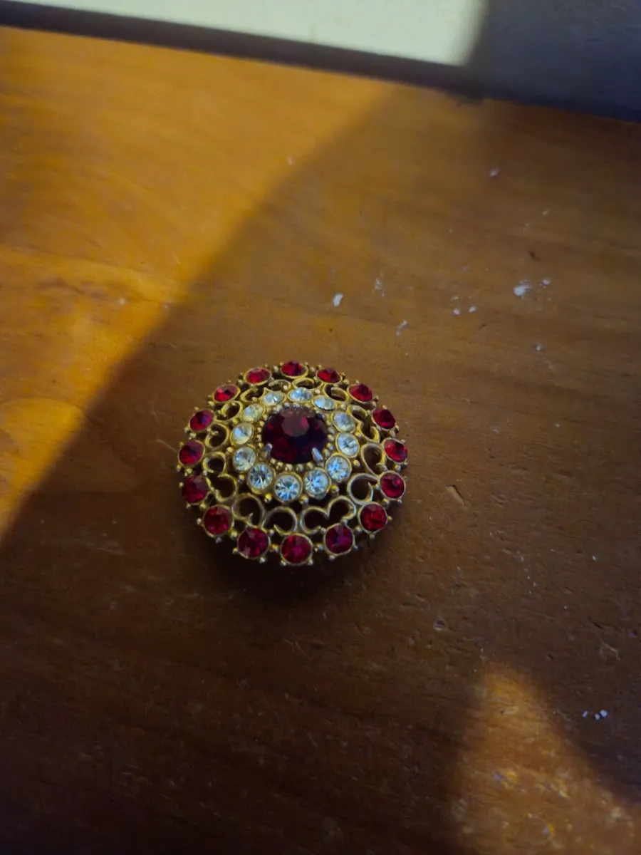 Vintage Broach - Image 4