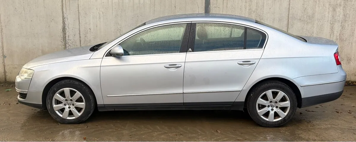 2008 VW Passat parts - Image 3