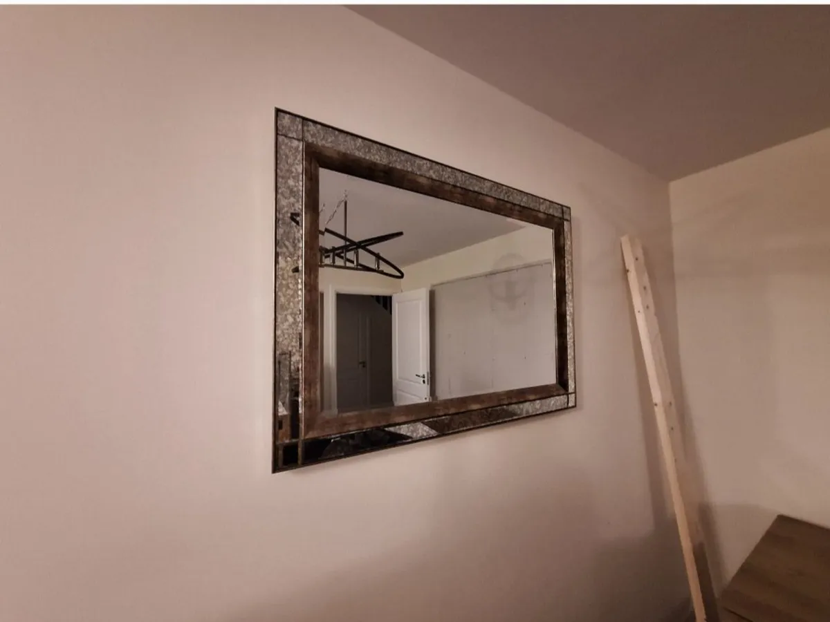 Mirror - Image 3