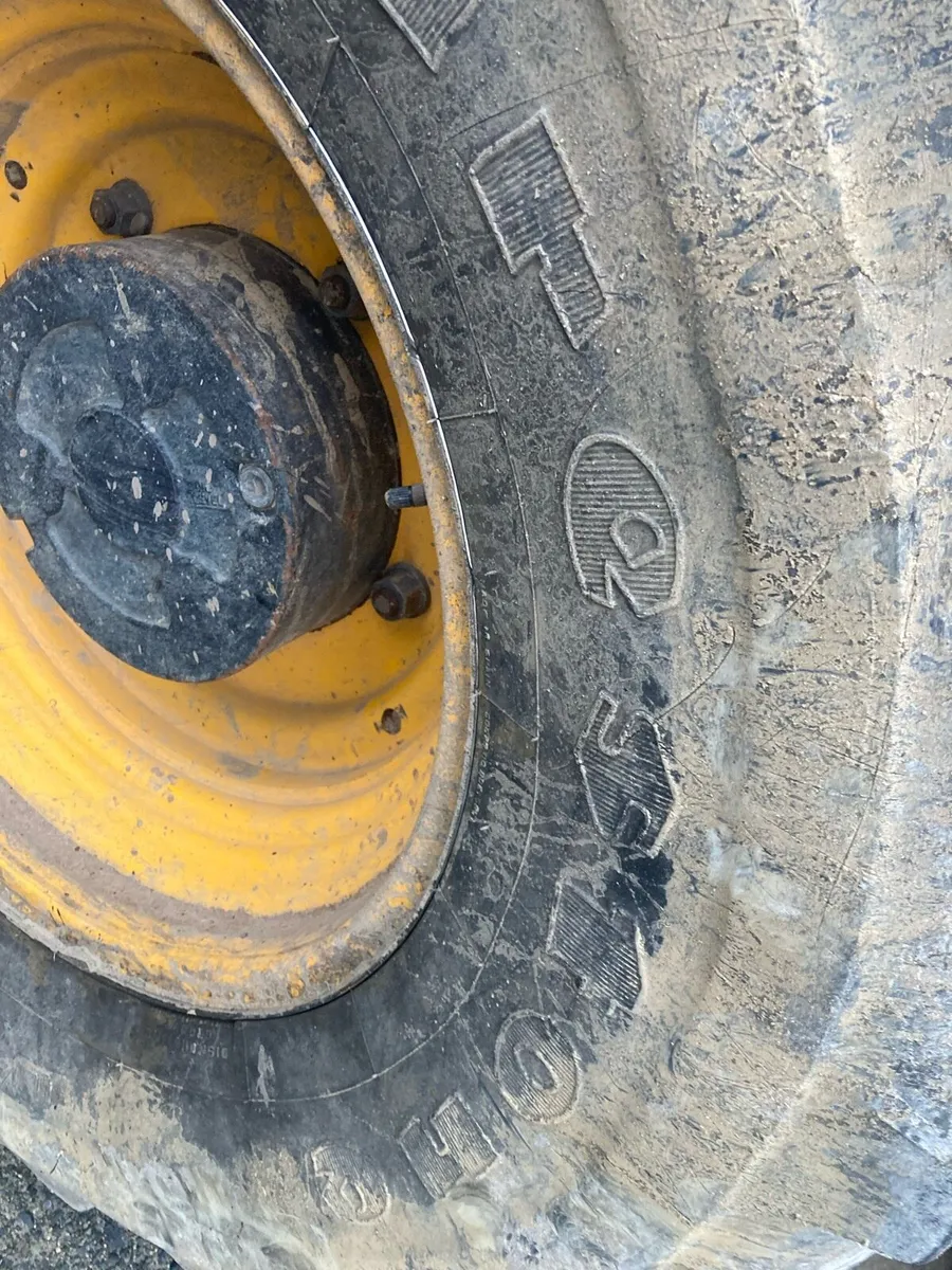 Tyres - Image 2