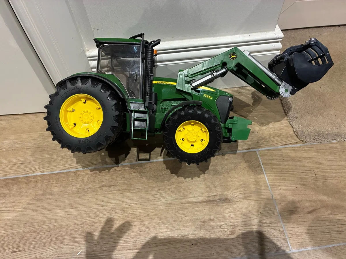 Bruder Tractor/Digger Set - Image 2