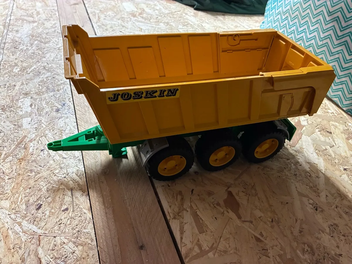 Bruder Tractor/Digger Set - Image 4