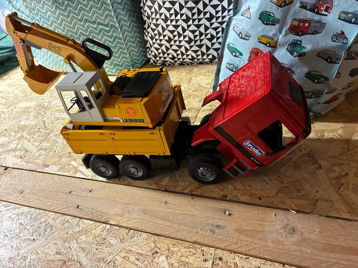 Bruder Digger Set/Lego Advent Calendar - Image 1