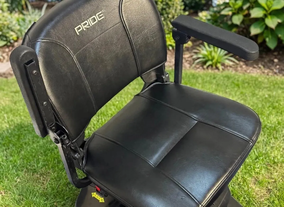 Mobility Scooter Lightweight & Foldable - Image 3