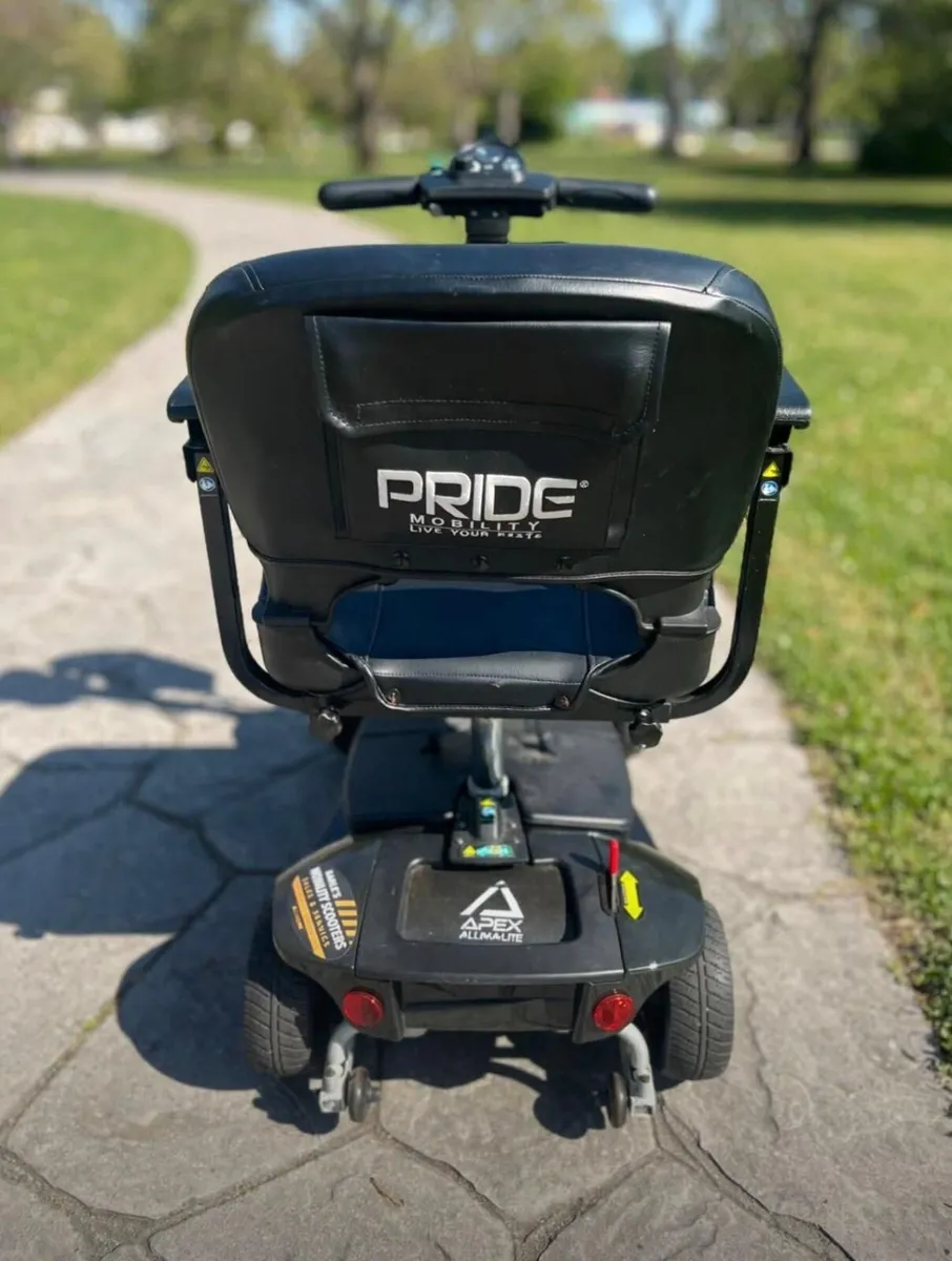Mobility Scooter Lightweight & Foldable - Image 2