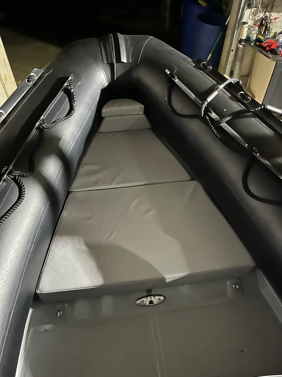 Boat - Image 3