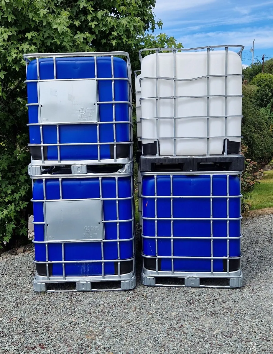 Blue IBC Tanks 1000L Food Grade - Image 2