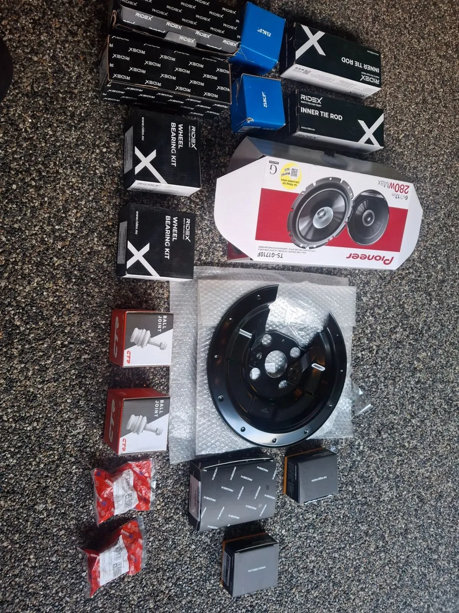 FN2 TYPE R PARTS ,,,, fn2 civic - Image 2