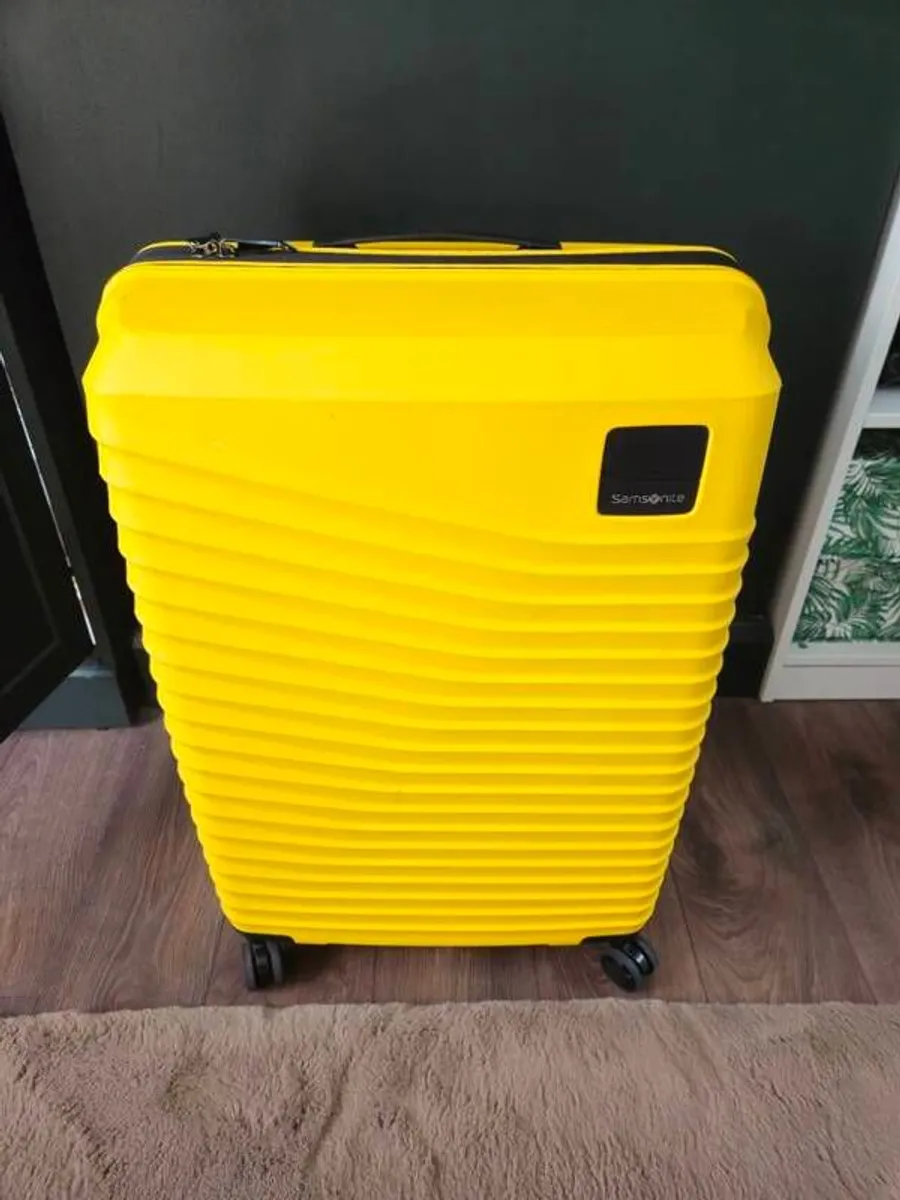 Samsonite Intuo Large Expandable Hard Suitcase - Citrus Yellow (Used Once) - Image 3