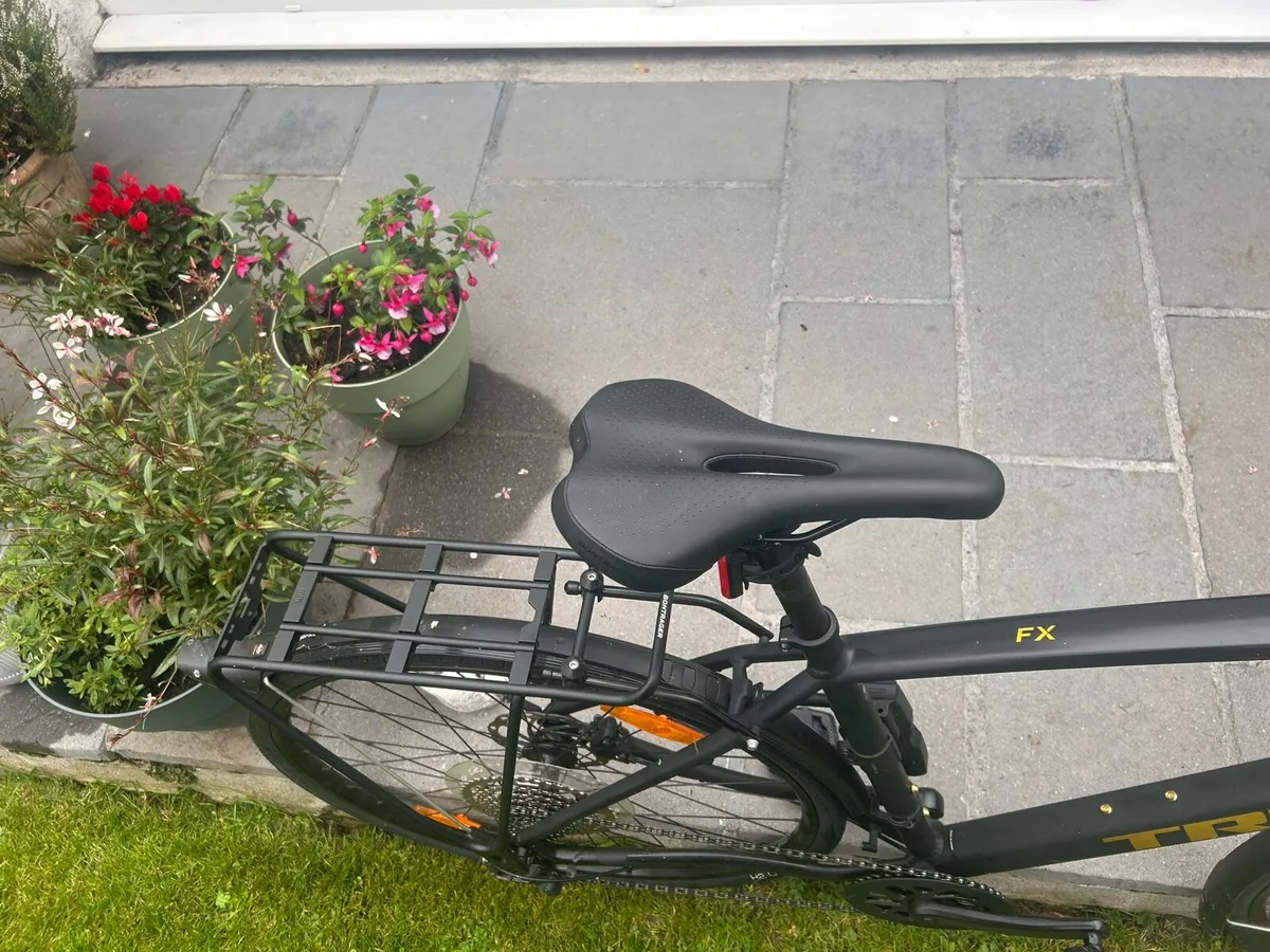 Brand new trek fx 2 hydride bike - Image 1