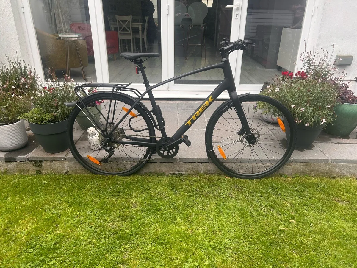 Brand new trek fx 2 hydride bike - Image 4