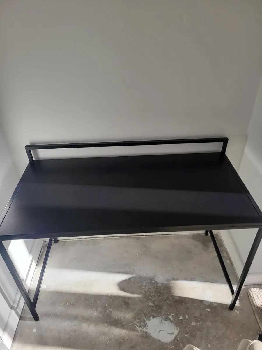 Office desk - Image 4