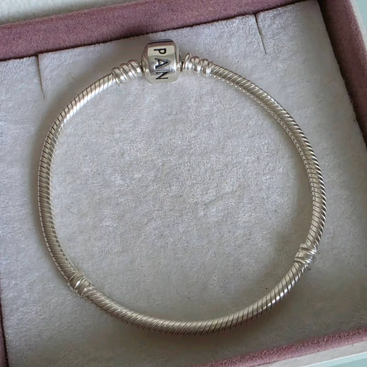 Pandora bracelet barrel clasp size 18cm - Image 4