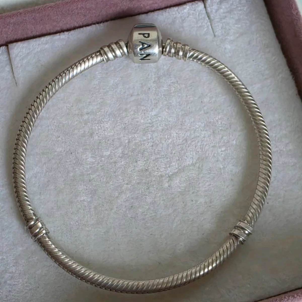 Pandora bracelet barrel clasp size 18cm - Image 1