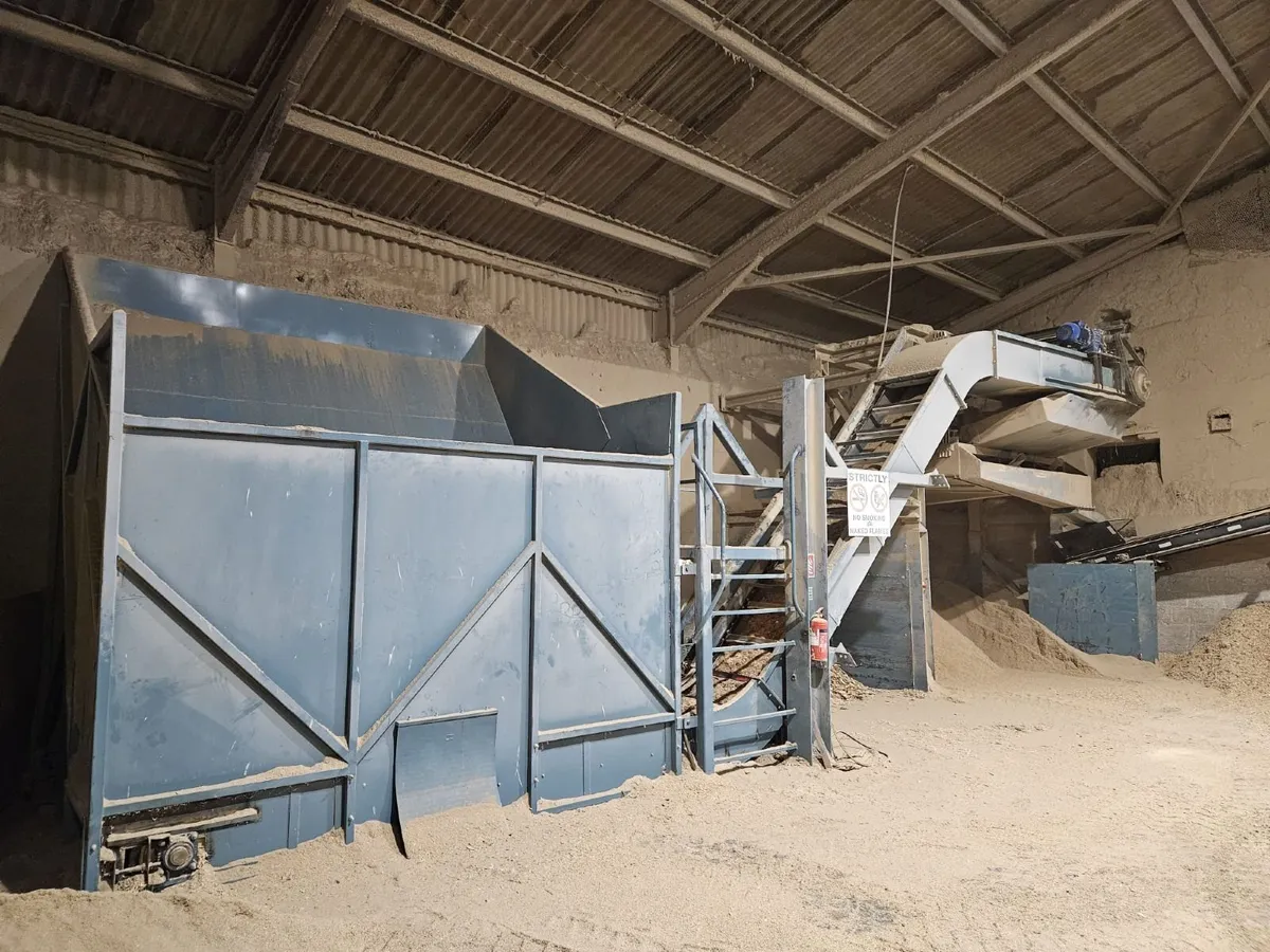 Screener (Bruks BS3) - Woodchip / Sawdust - Image 1