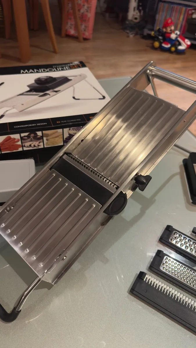 MasterClass Stainless Steel Mandoline Set - Image 1