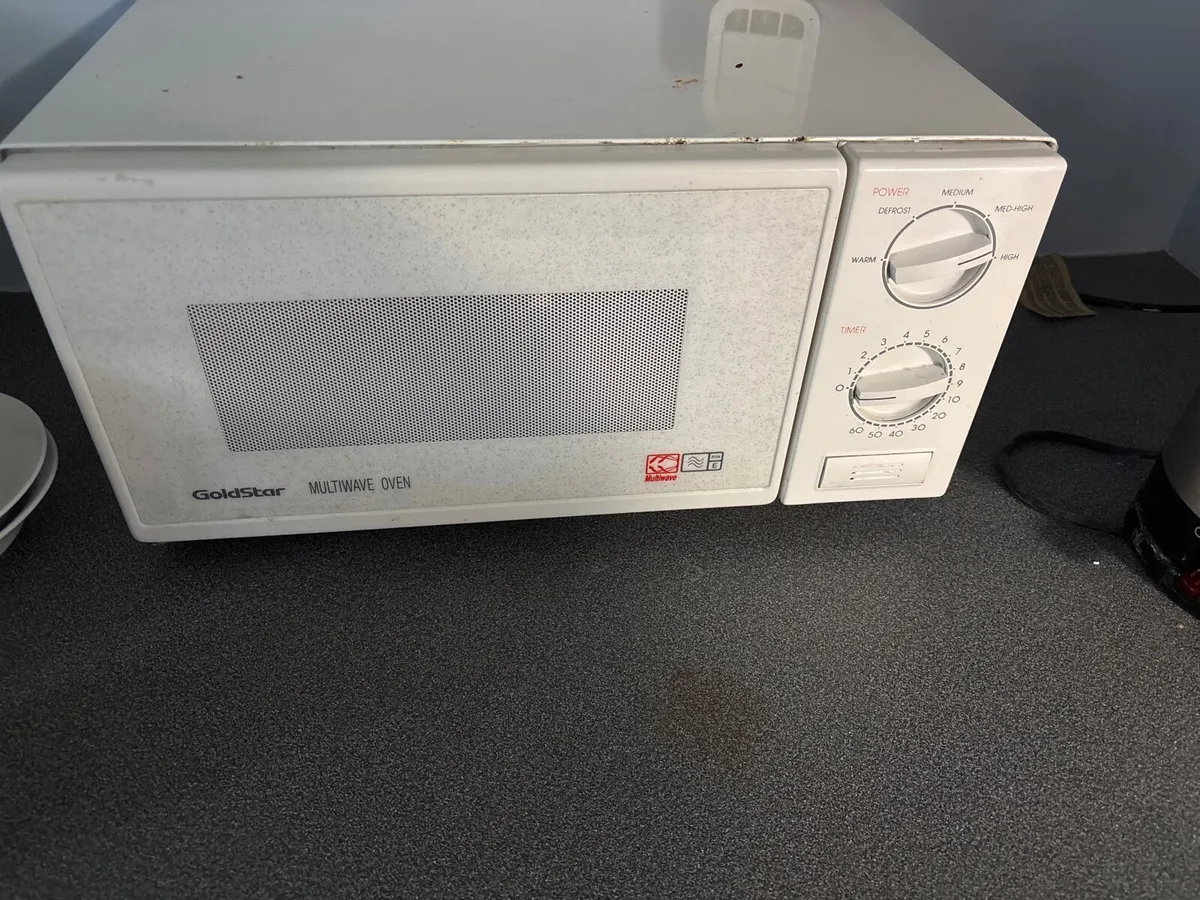 Microwave - Image 2