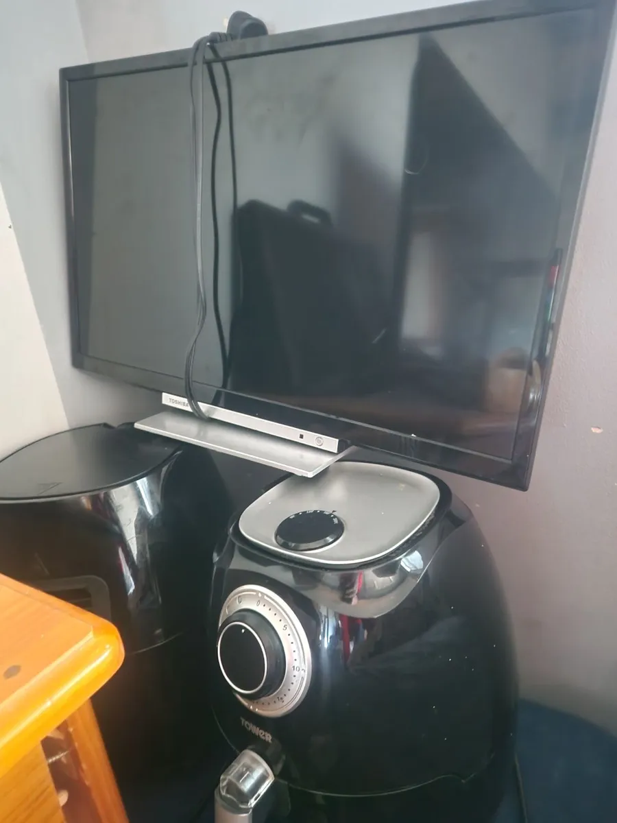 Electric goods - Image 1