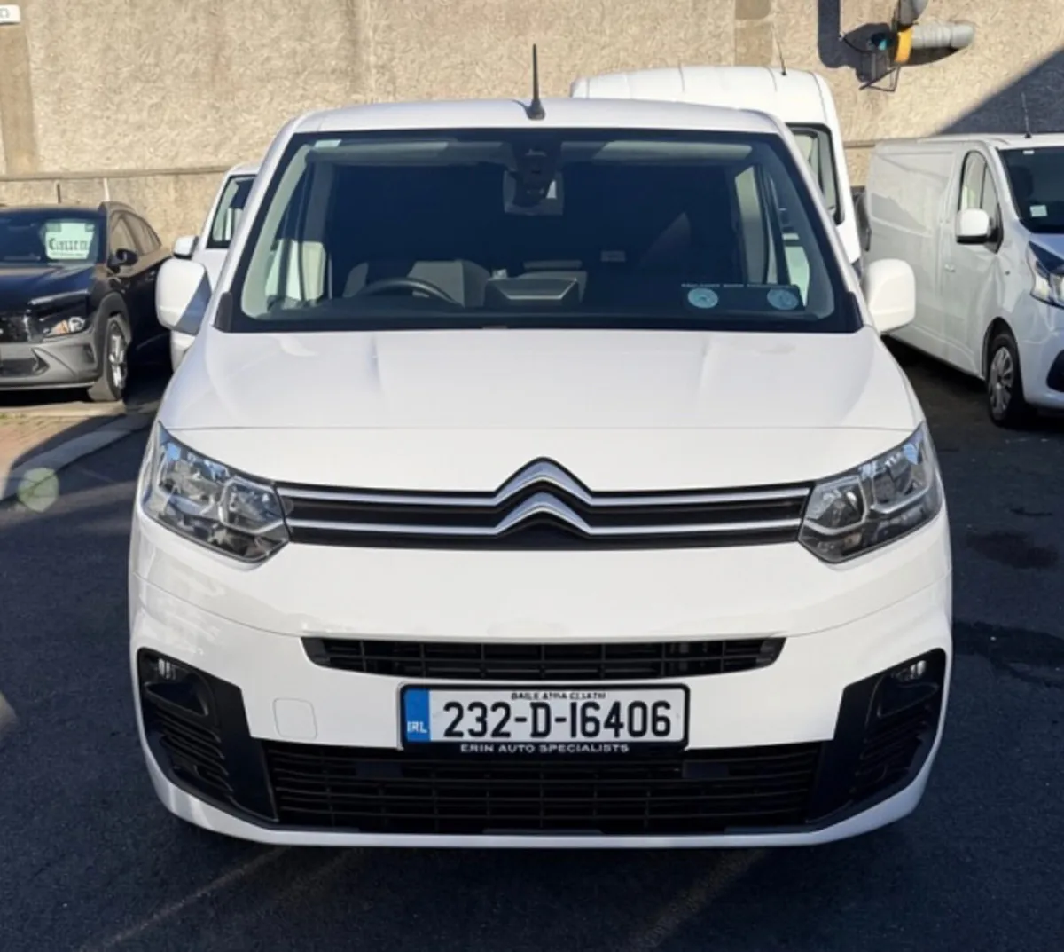 232 Citroen Berlingo LWB High Spec - Image 2