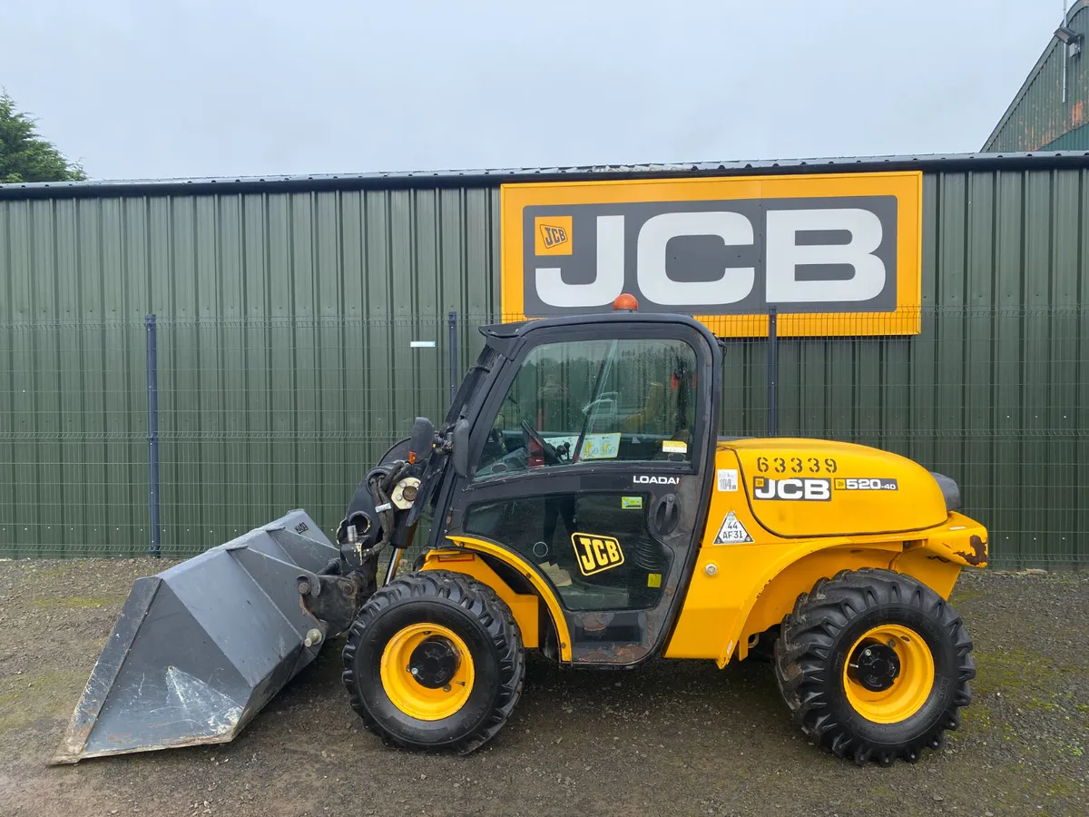 JCB 520-40 COMPACT TELEHANDLER YEAR 2012 - Image 1