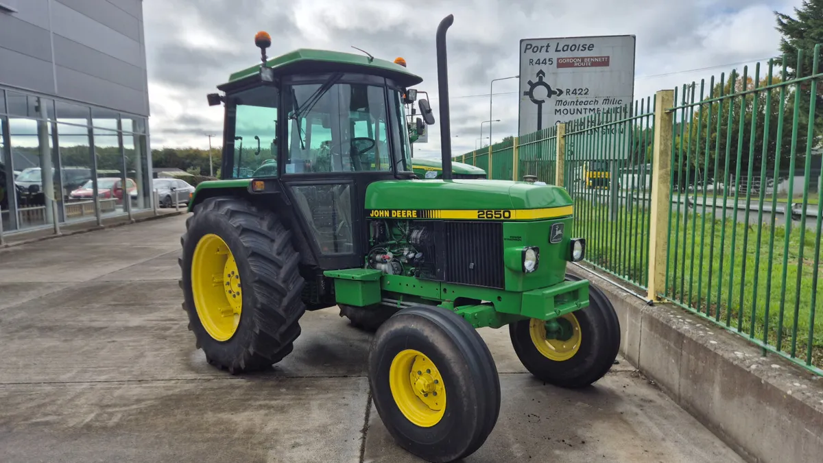 John Deere 2650 1990 - Image 1
