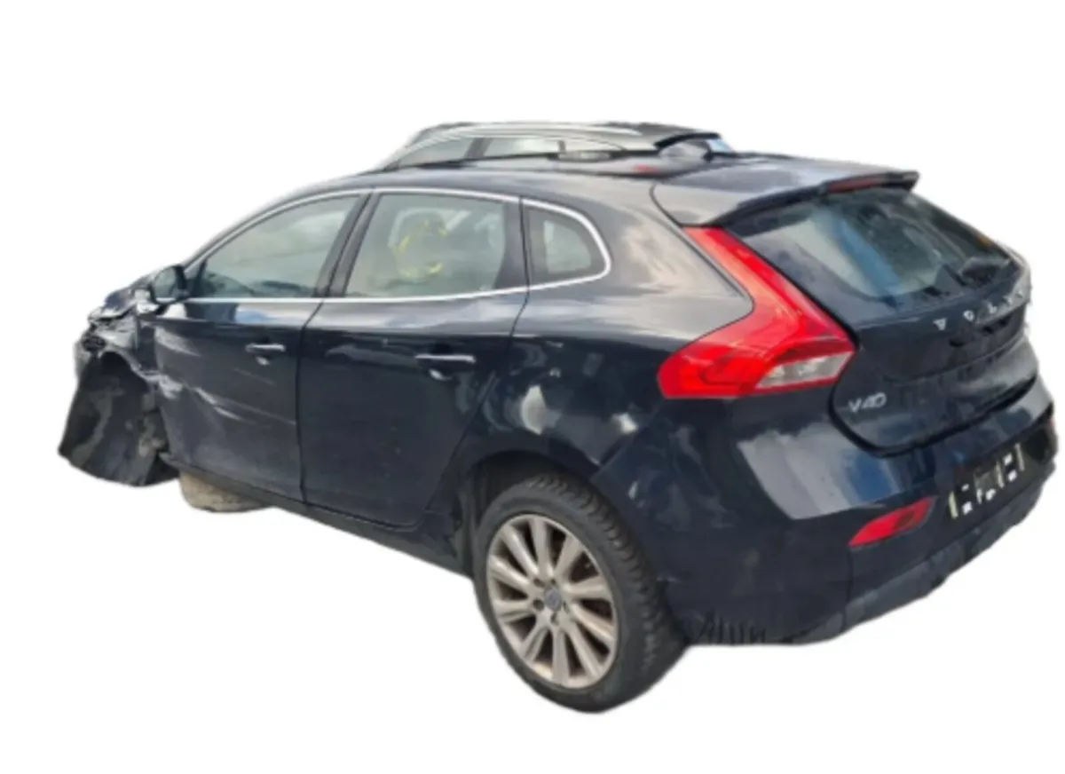 2012-2019 MK2 Volvo V40 For Breaking/Dismantling - Image 2