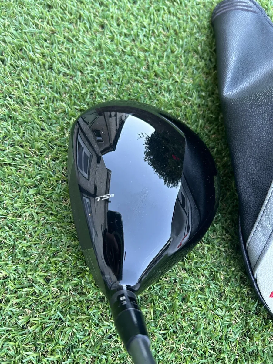 Titleist TSR4 w/ Tour AD shaft - Image 3